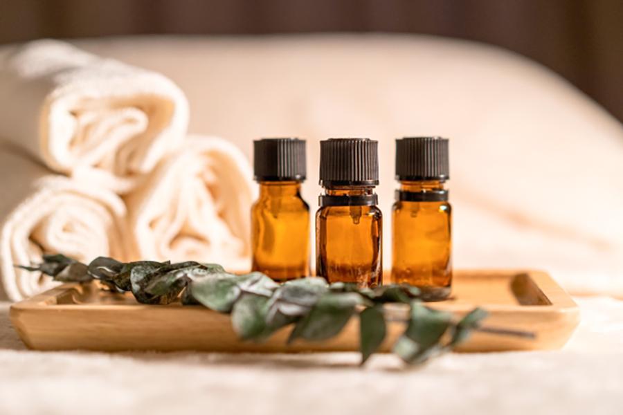 （平日昼間限定♪18時まで）メンズ更年期　機能回復タイ式シャップカサイ♪70分カルサイネイザン