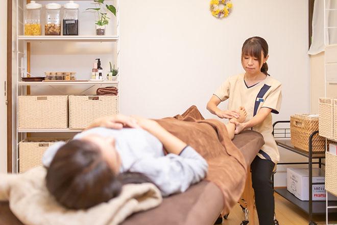 【新規限定】腰までゆるむ整体つき★足ほぐし 30分 通常料金3,000円