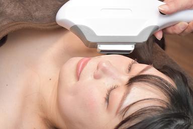 【新規限定】始めるなら今！【お顔脱毛】美肌効果◎お肌に嬉しいシェービングいらずに☆ 30分 通常料金5,000円