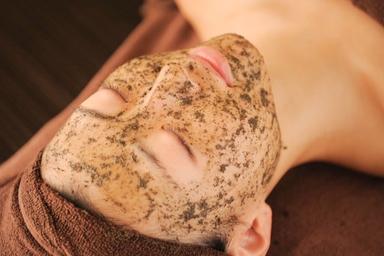 【全員OK】ハーブピーリング◇当日の肌状態でオプションを決めたい方はこちらから♪ 75分