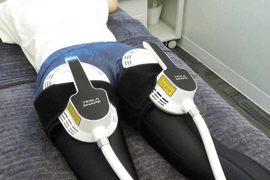 【最新！電磁パルス】30分寝たままで腹筋運動3万回分！！ 45分