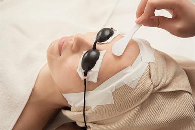 初回限定【フェイシャル】《顔脱毛》産毛対応◎毛穴レス◎ぷるぷるコラーゲン◎ 45分 通常料金7,700円