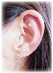 【大人の耳つぼジュエリー】　大人の輝き　スワロフスキー使用　上品な輝きで体調を調えます。