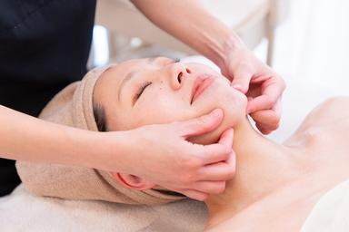 【再来限定】(1か月以内の方)極上フルコース(ハーブテント70分＋フェイシャル30分) 通常料金11,000円