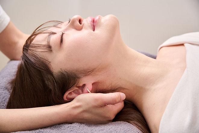 【新規限定】オールハンド全身+ふくらはぎオイルマッサージ+耳つぼマッサージ+フェイシャルシートパック(ご希望の方)70分通常料金