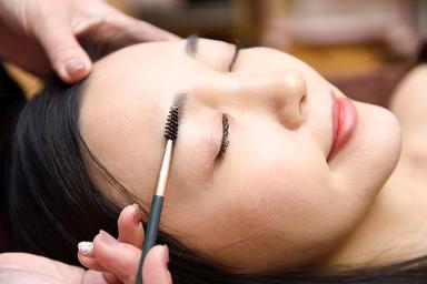 ハリウッドブローリフト 60分