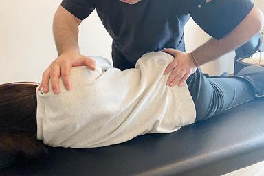 腰痛整体(骨格矯正込み) 30分