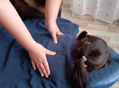 【学生・シニア65歳以上の方向け】60分　首肩＋足腰ケア