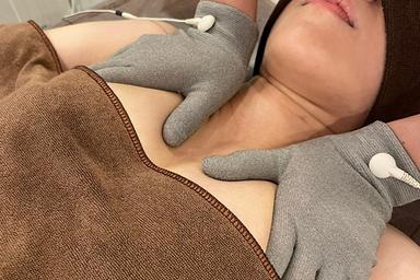 【新規限定】《ハリ・形が気になる方へ》30代から始める本格バストケア 90分