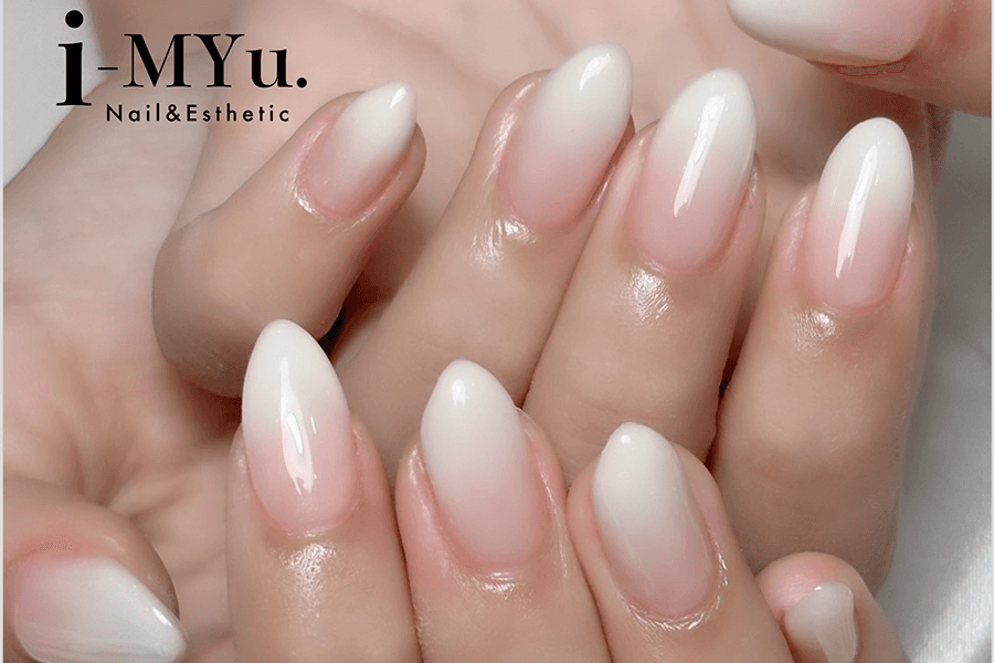 【初回他店/再来4週以内オフ込み】カラーグラデーション/フレンチネイル