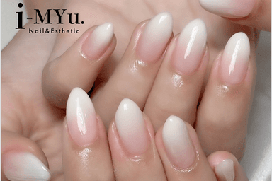 【初回他店/再来4週以内オフ込み】カラーグラデーション/フレンチネイル