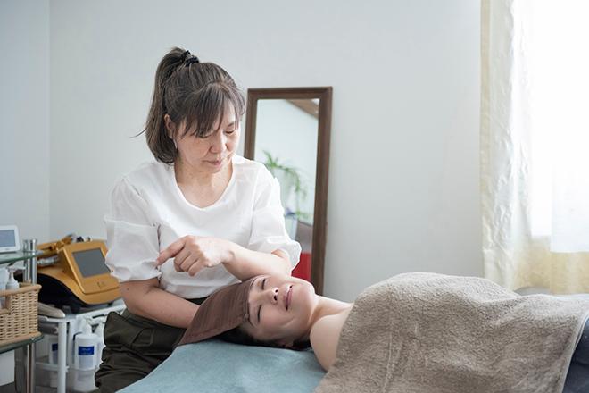 小顔矯正＋ヘッド＋首肩デコルテリンパトリートメント 90分