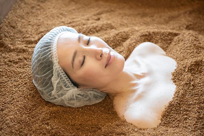 【全員OK】【当店人気No.2】酵素浴＋美骨矯正アロマリンパ 150分 通常料金18,000円