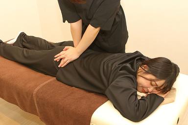 整体もみほぐし(50分)＋リンパトレナージュ【足が軽くなるフットケア】(20分)