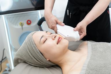 【全員OK】《2回目までOK/効果実感》RF光フォト/シミケア 60分 通常料金15,400円