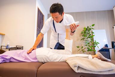 【肩こり/腰痛に特化】全身整体50分★気になるスマホ首/猫背など姿勢改善◎