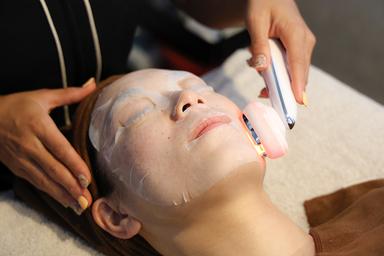 【新規限定】【当店リピ率No.1細胞年齢の若さを取り戻す最先端美容】ヒト臍帯幹細胞導入コース 80分 通常料金18,000円