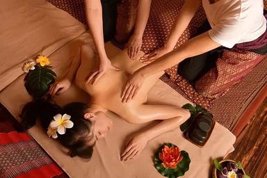 [10%OFF] 4ハンド・タイ古式マッサージ60分