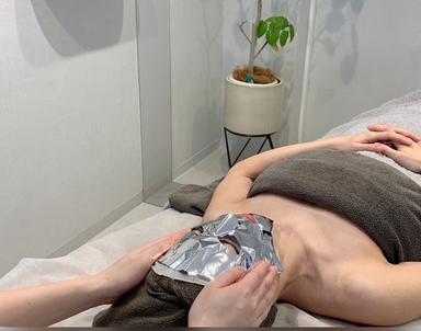 毛穴の黒ずみケア＋美容クリームデコルテマッサージ 90分