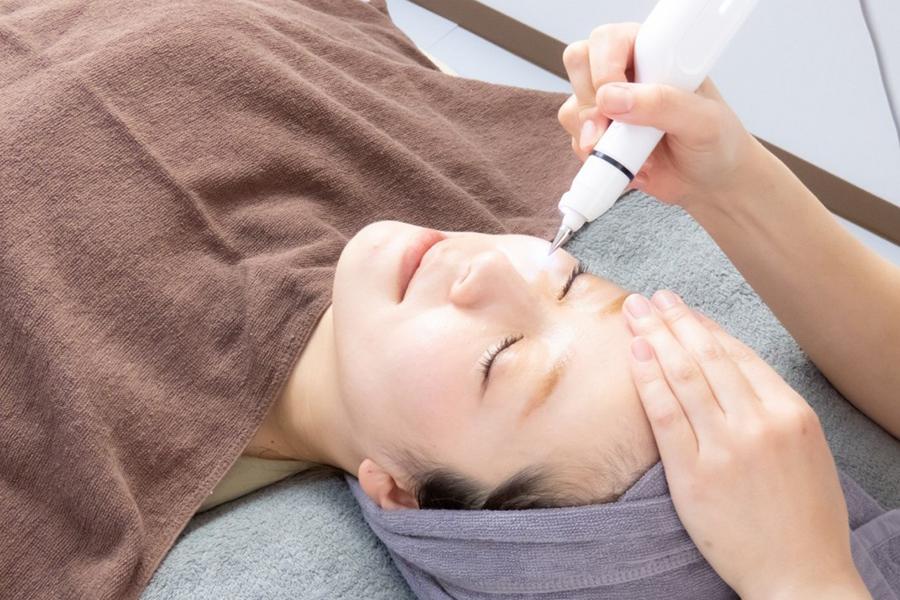 《当て放題》お顔のシミケア★ポイント集中ケア (20分～MAX45分まで) 45分