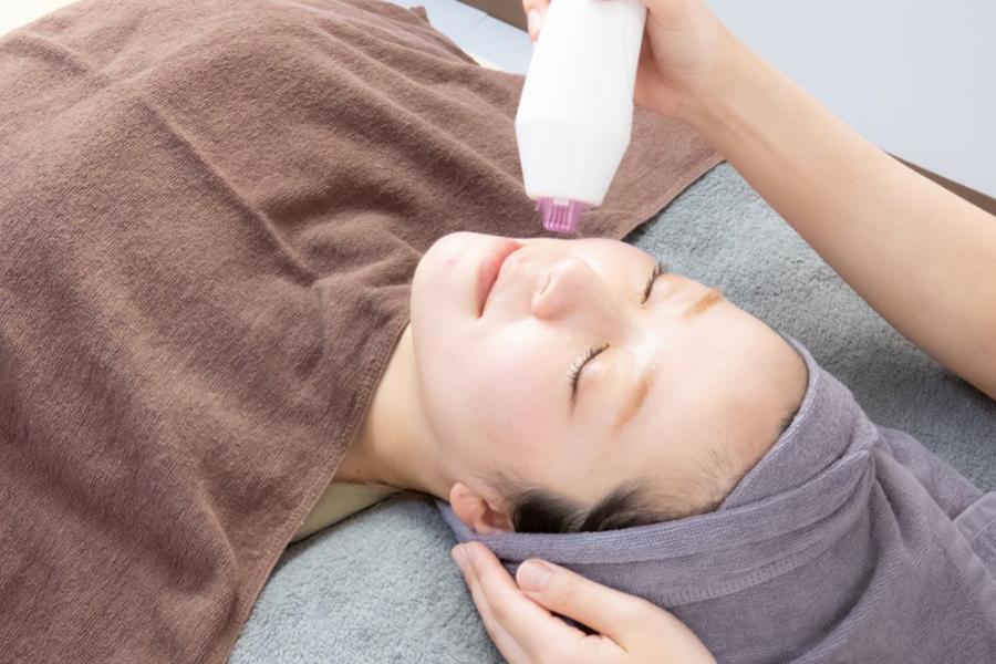 《リフトアップ/毛穴/くすみ》小顔プラズマ＋幹細胞導入 90分