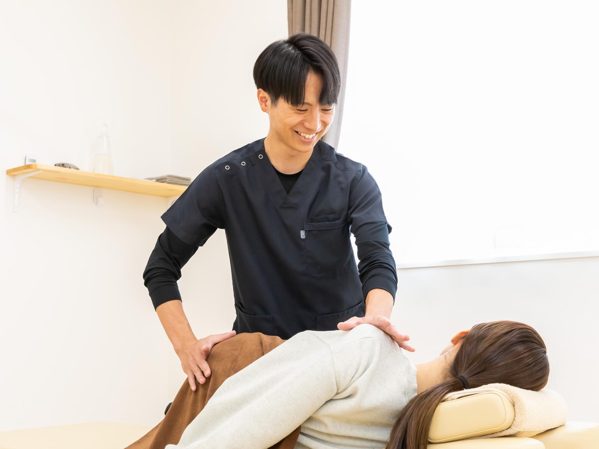 おすすめ★【疲労・歪みケア】マッサージ＋全身矯正＋ヘッドスパ　60分 9000円→4500円