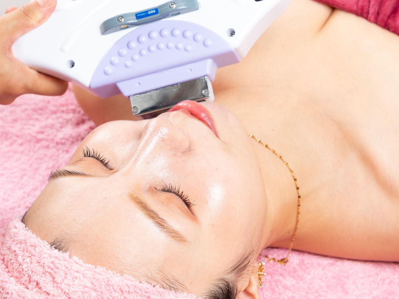 昼割LINE予約限定！11時～14時まで★BBｌフォトフェイシャル70分