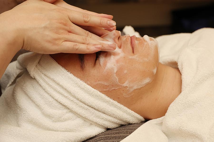 【剥離無】水光ピーリング＋フォトフェイシャル 60分