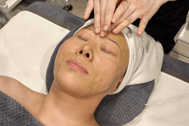 【再来限定】ハーブピーリングフェイシャル 60分 通常料金9,000円