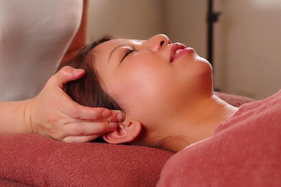 ドライヘッドスパ/スパークリングヘッドアイマッサージ 30分