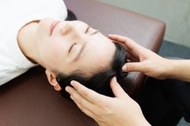 【新規限定】【辛い肩凝り/頭・目の疲れ】筋膜整体 50分＋ドライヘッドスパ 30分 ¥7500円→6500