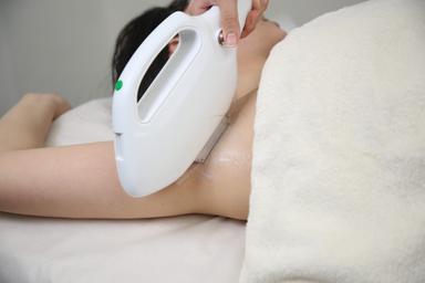 【初回体験価格】最新THR方式　レディース脱毛１２０分　全身(顔・VIO込み)