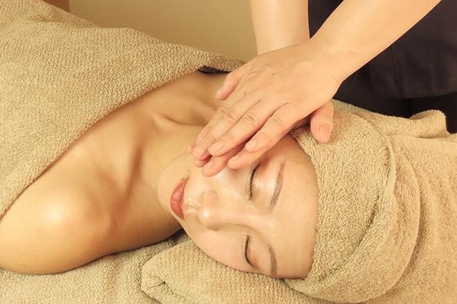 Signature Small Face Care 40min