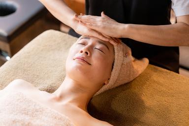【お肌を根本から若返り！】エイジングケアフェイシャル 90分