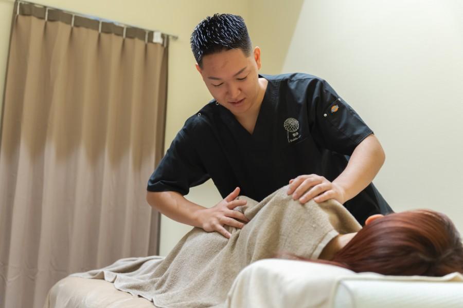 首肩のつらさ＋全身整体 50分