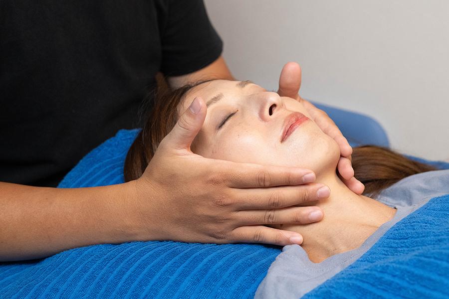 【全員OK】小顔調整+顔のリンパドレナージュ 60分