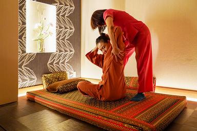 【首・肩こりにお勧め】本格タイ古式マッサージスタンダードコース 90分