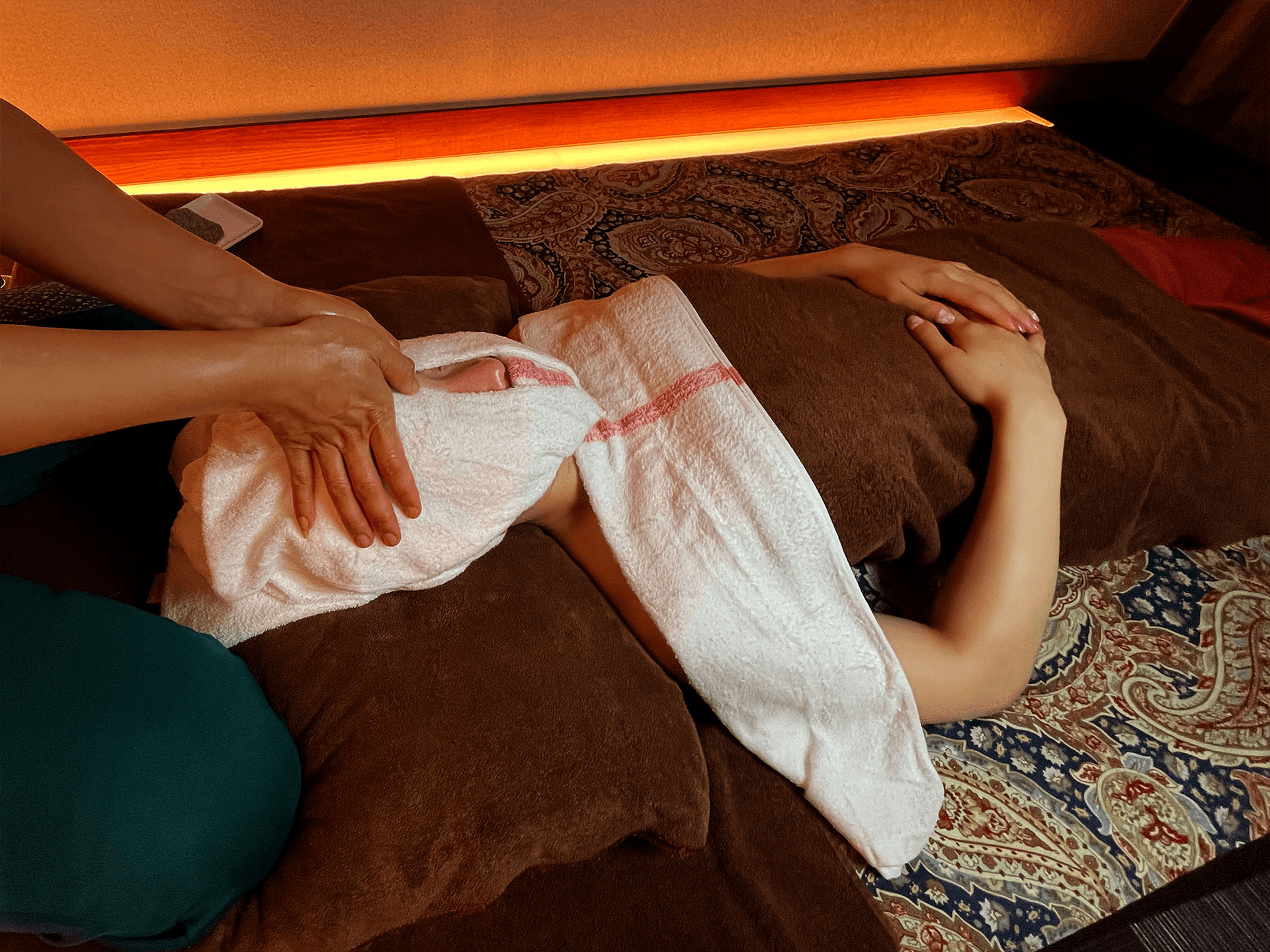 【全員OK】【顔のむくみ・ハリ改善】フェイシャルリンパ流しマッサージ＆ドライヘッドスパ 60分