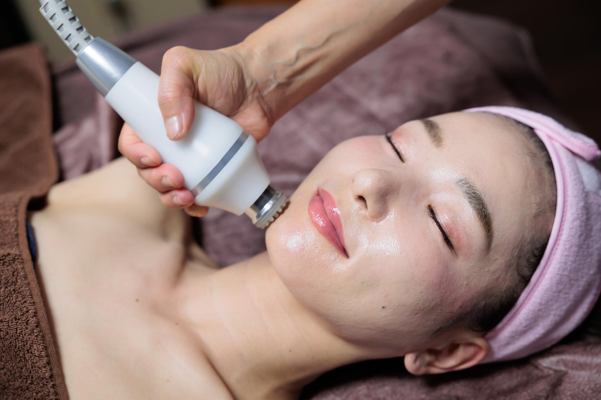 【初めての方はこちら】キャビテーション顔キュッとフェイシャル 60分