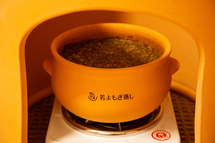 【新規限定：足湯＆肩マッサージ15分付き】男性・女性ともに実感◎黄土・若よもぎ蒸し 40分 通常6,600円