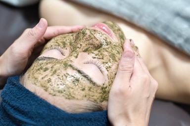 【新規限定】【最強小顔＆美肌】剥離なしハーブ×小顔矯正×ヘッドマッサージ50分通常料金20900