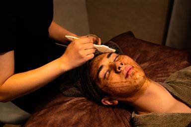 【全員OK】【シミ・ニキビ退治!!】ハーブピーリング50%オフ×tsukiの酵素浴のセット 80分