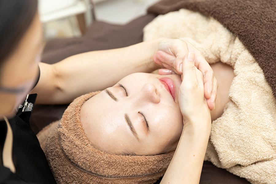 【全員OK】【むくみ解消×深眠】小顔調整＋極上ヘッド＋RFデトックス 75分