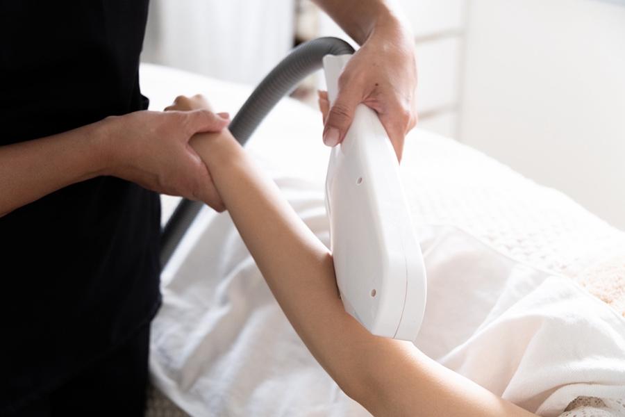 【全員OK】【どうせやるなら12回コース】全身(顔、VIO込み)12回 90分 通常料金240,000円