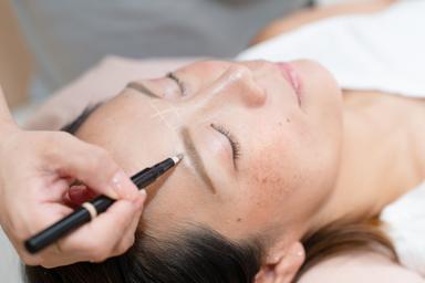 【再来限定】【眉毛WAX】カット/間引き/お仕上げメイク付き《前回より45日以内の方》 45分