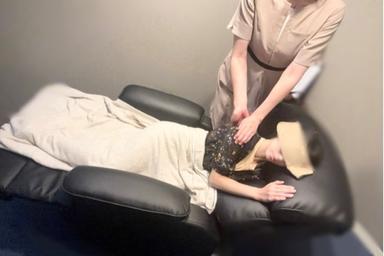 ドライヘッドスパ＋背中と腰の揉みほぐし 60分