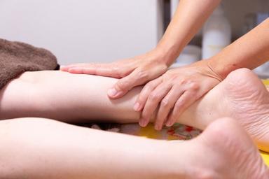 《リラックス》全身オイルリンパマッサージ (腕含む) 90分