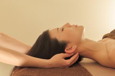 ドライヘッドスパ＋首肩マッサージ 60分