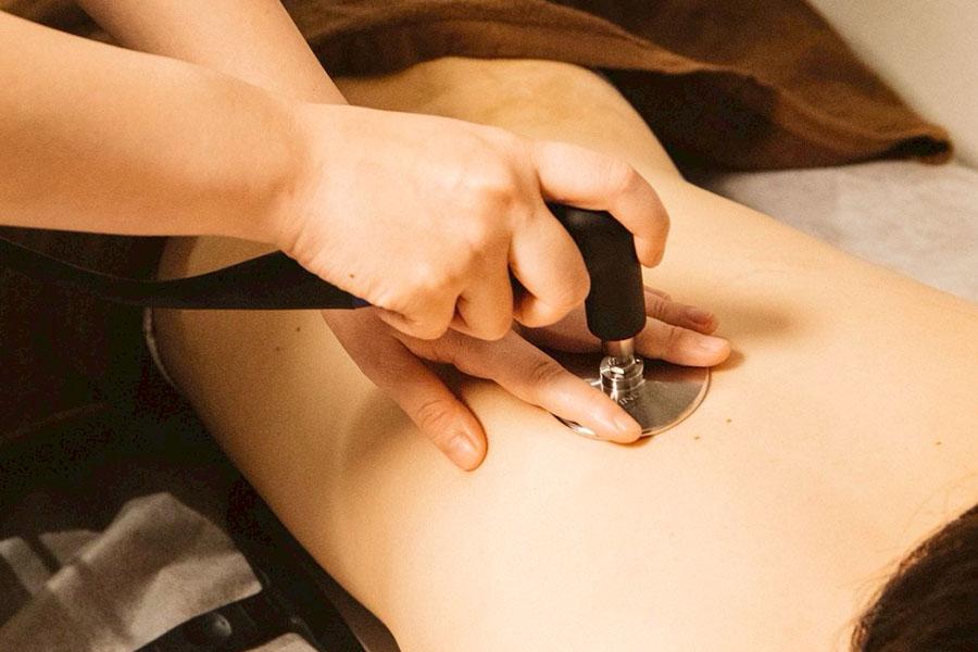 【新規限定】睡眠や女性特有のお悩みに★よもぎ蒸し+インディバ Quick 70分 通常料金13,500円