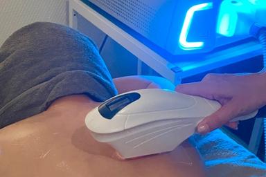 【レディース脱毛】【背中脱毛】 15分